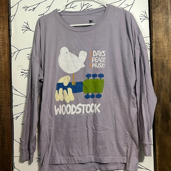 Women’s light purple Woodstock T shirt medium - Picture 2 of 4